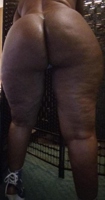 Melissa , 45  female escort, Columbia