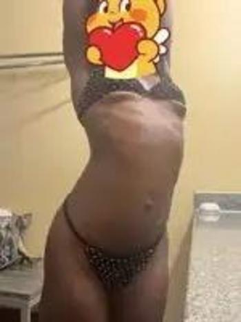 Lil Bit , 23  female escort, Columbia