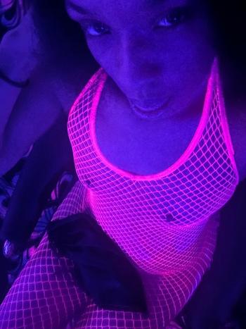 Ivory, 21  female escort, Columbia