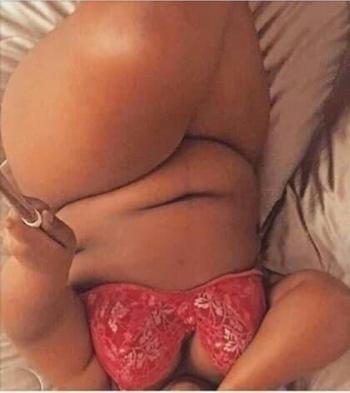 DAGRIPPURR , 27  female escort, Columbia