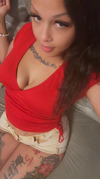 Kash, 24  female escort, Columbia